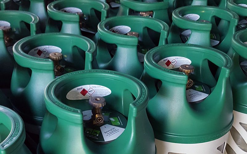 Gasflessen laten (bij)vullen